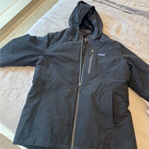 Patagonia Women's Black Coat with Quilter insert